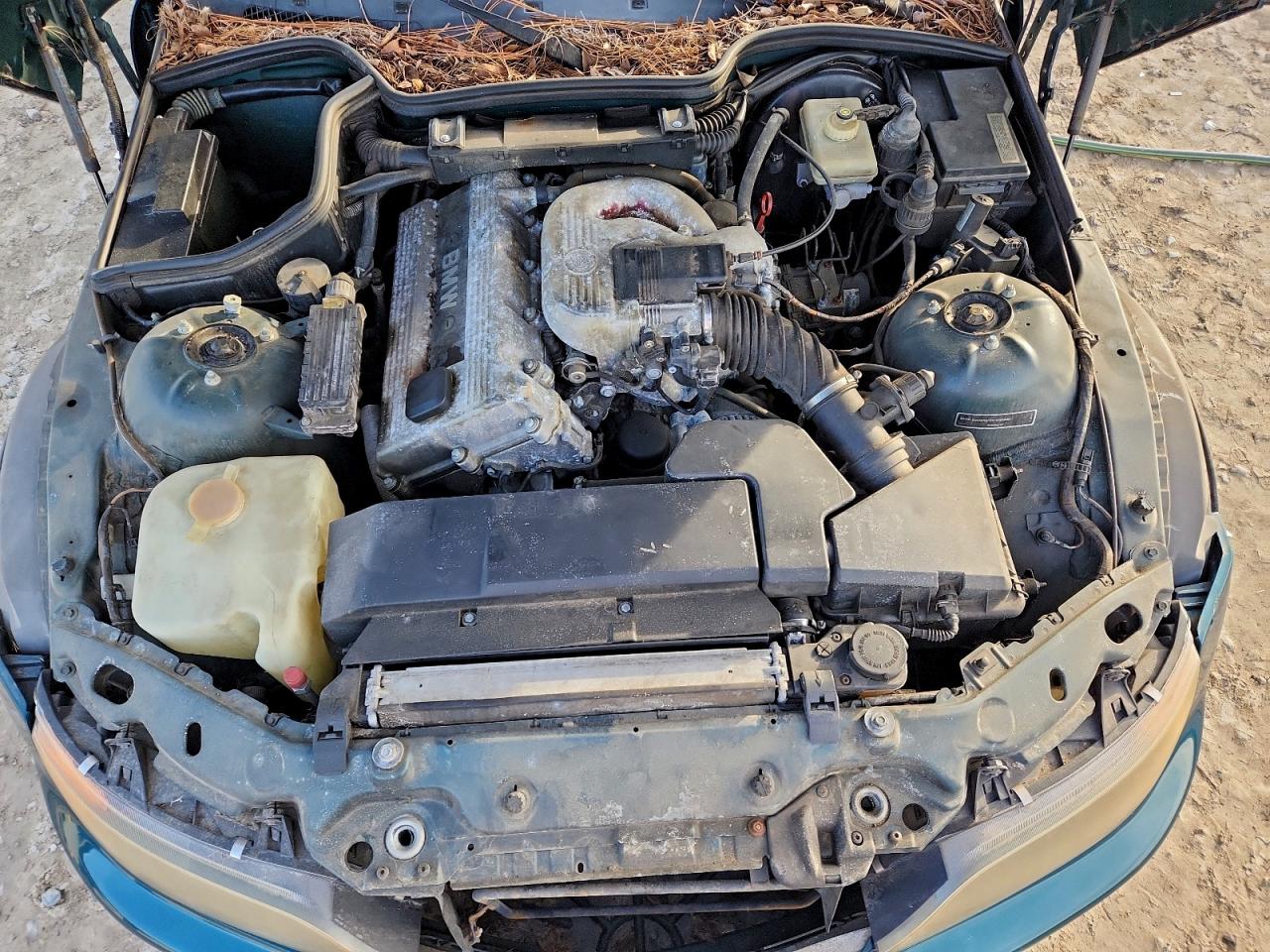 BMW Z Series 1.9 Image 10