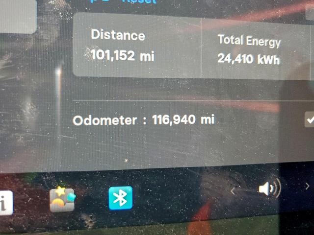 Tesla Model 3 Image 8