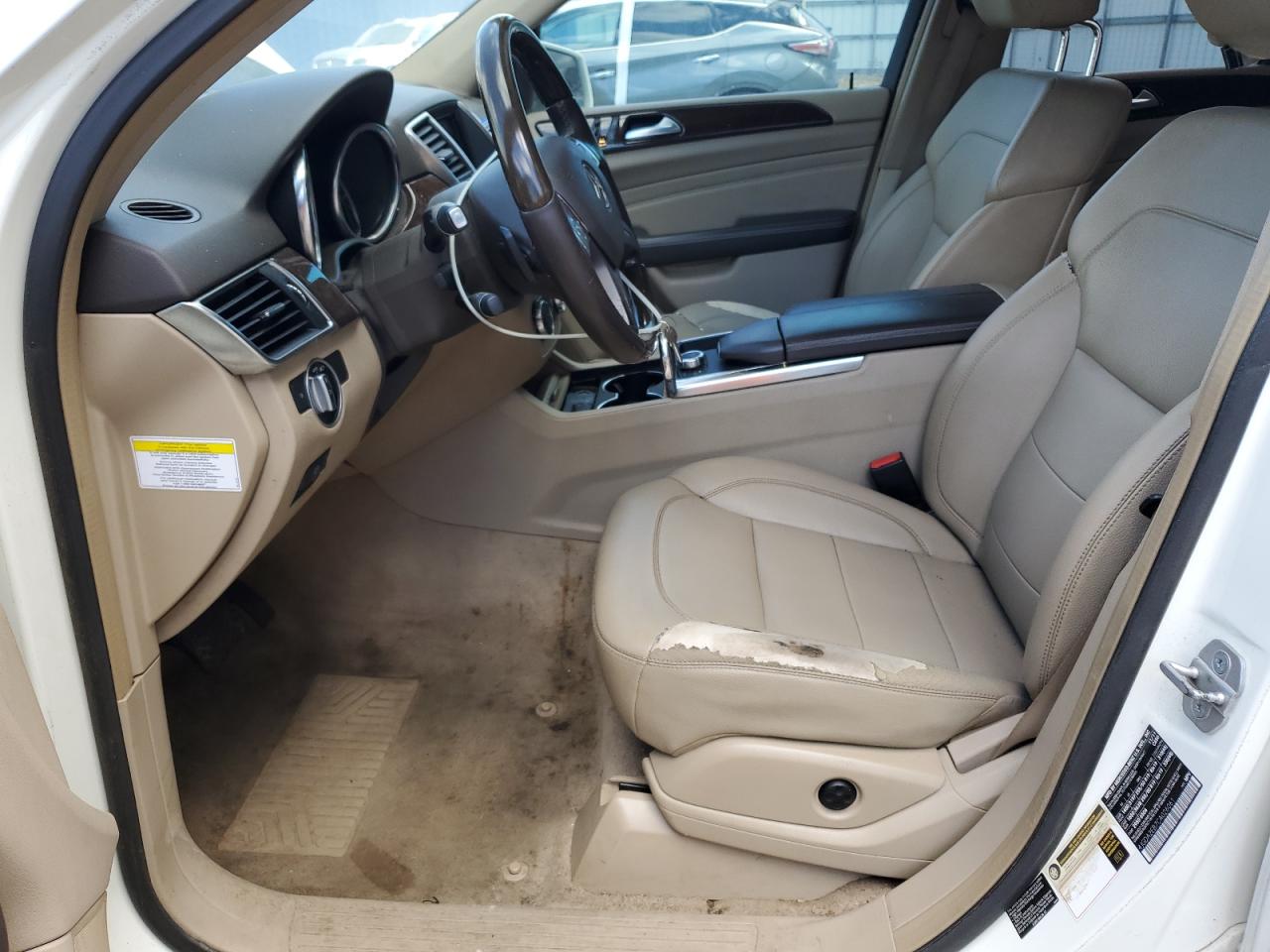 Mercedes-Benz M-Class 350 Bluetec Image 6