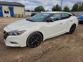  Salvage Nissan Maxima