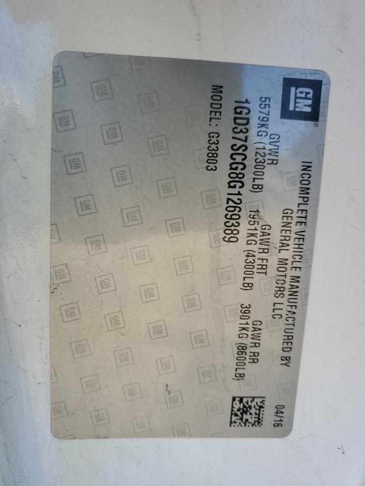 GMC Savana Cutaway G3500 Image 9