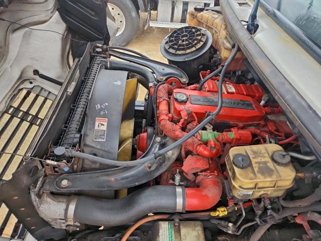 Freightliner M2 106 Medium Duty Image 8