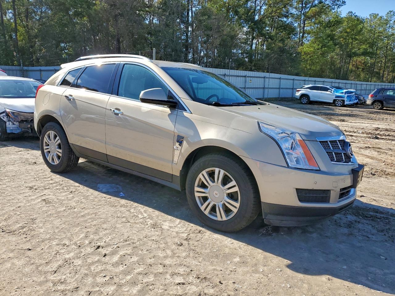 Cadillac SRX Luxury Collection Image 3