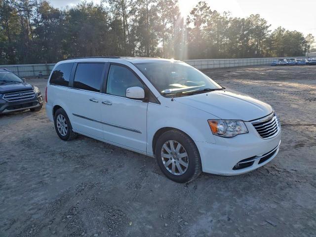 Chrysler Minivan Touring Image 5