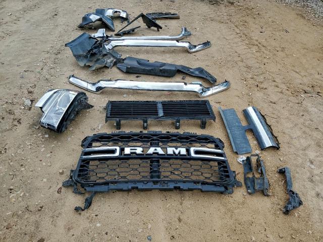 Ram 2500 Tradesman Image 3