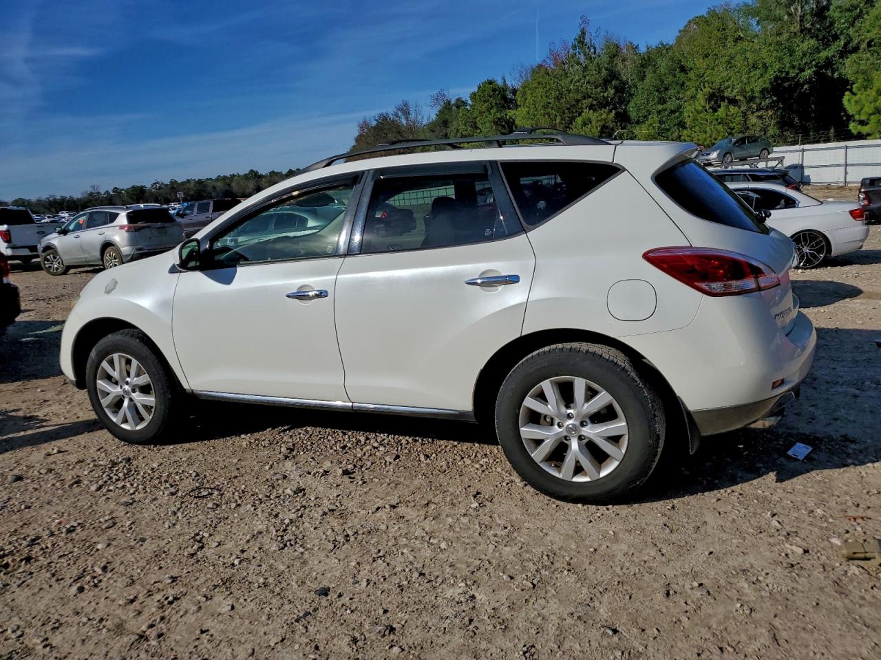 Nissan Murano S Image 7