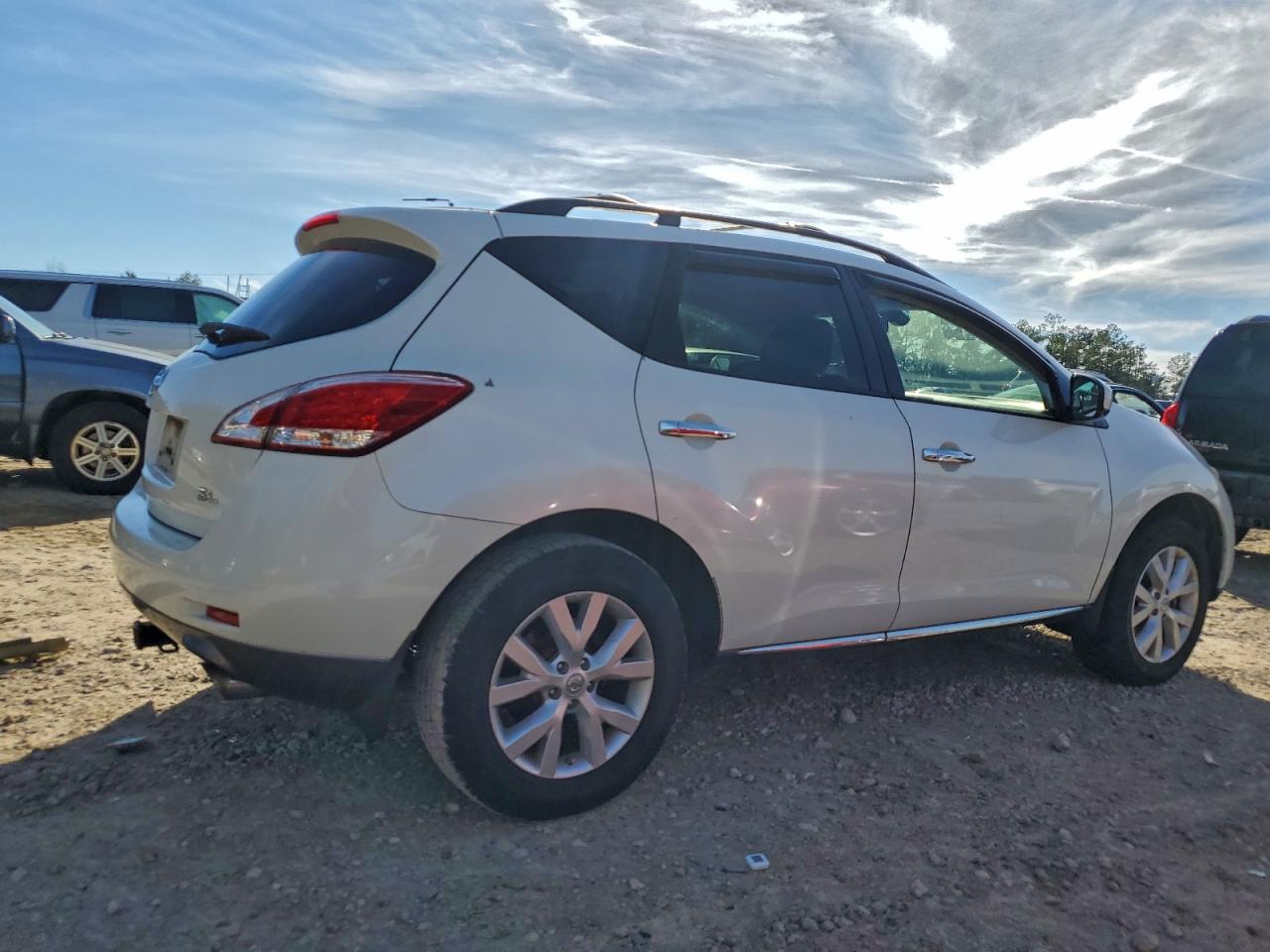 Nissan Murano S Image 12