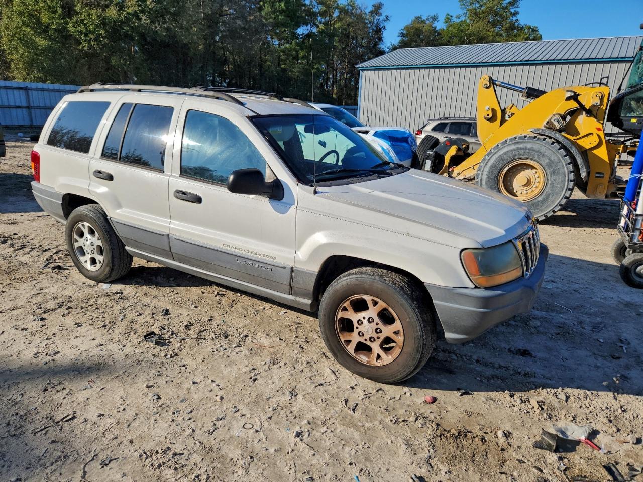 Jeep Grand Cherokee Laredo Image 10