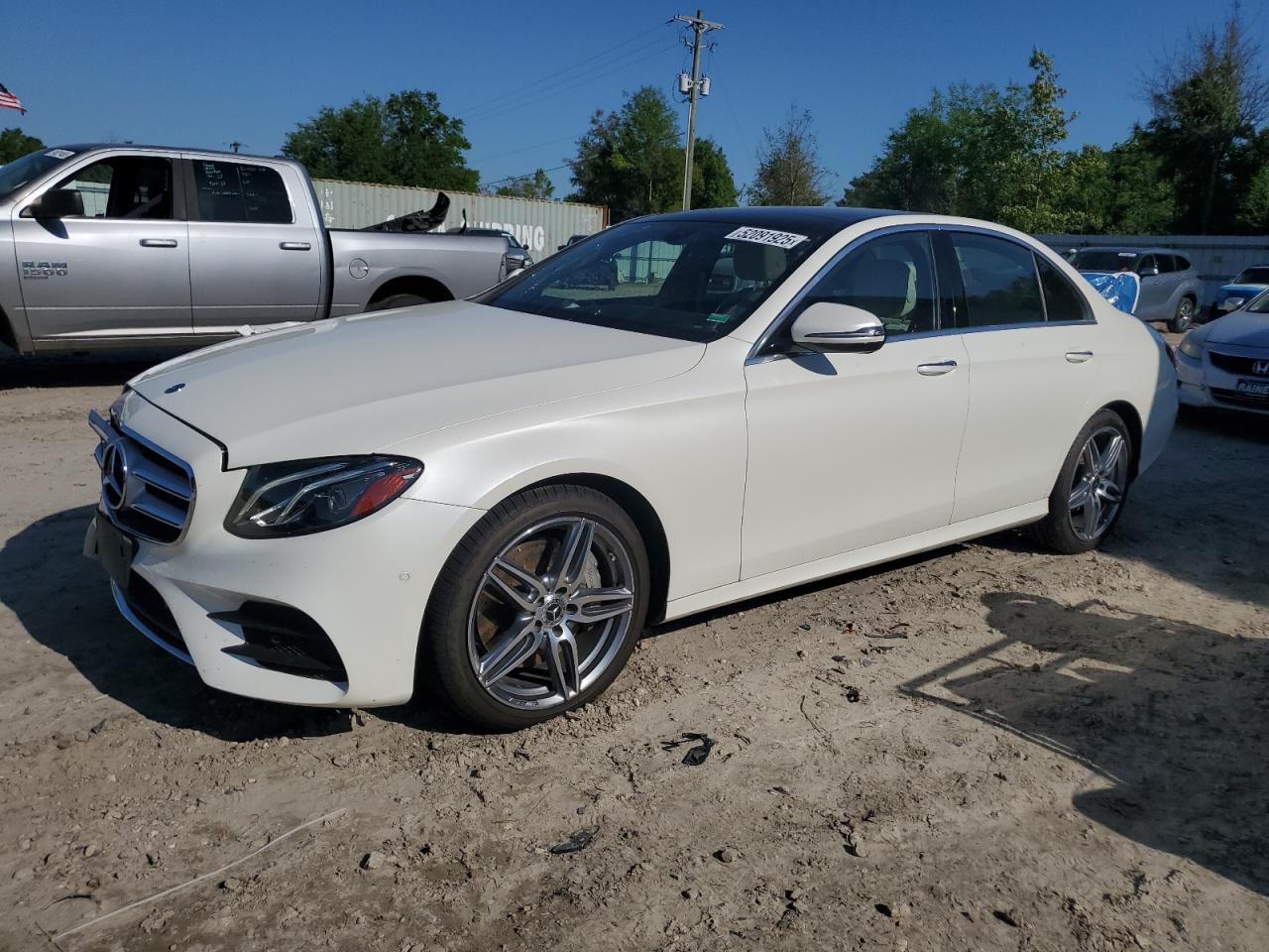 Mercedes-Benz E-Class 300 4matic Image 1