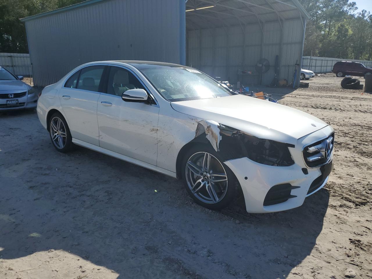 Mercedes-Benz E-Class 300 4matic Image 5