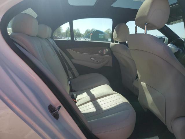 Mercedes-Benz E-Class 300 4matic Image 2