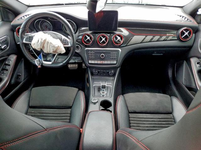 Mercedes-Benz GLA 45 Amg Image 5