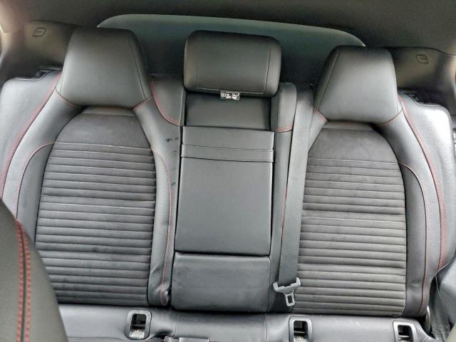 Mercedes-Benz GLA 45 Amg Image 10