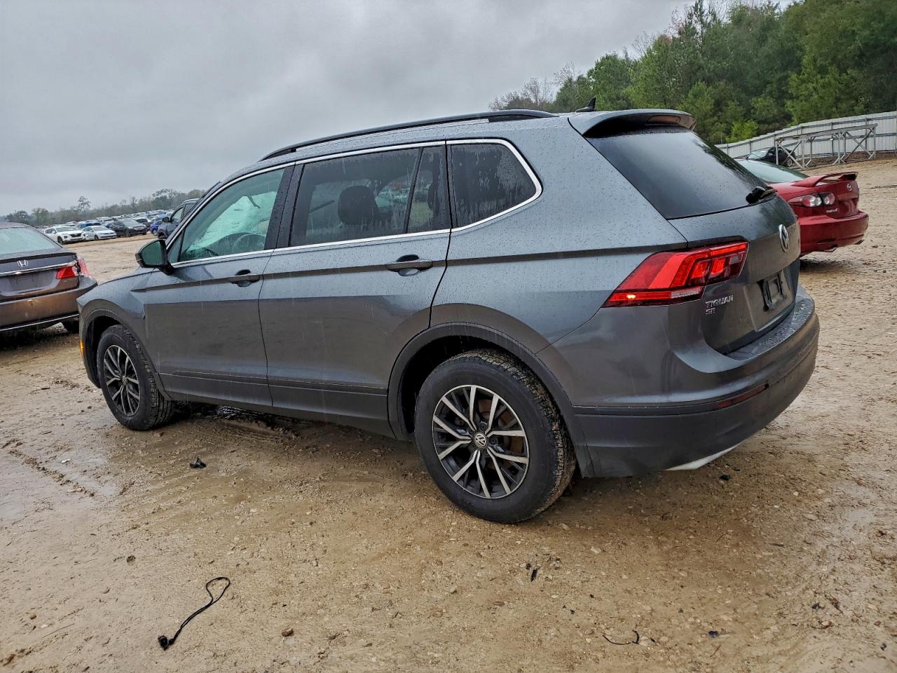 Volkswagen Tiguan Se Image 2