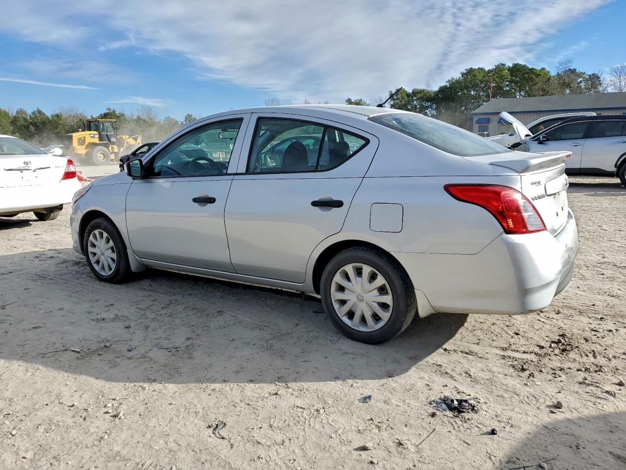 Nissan Versa S Image 5