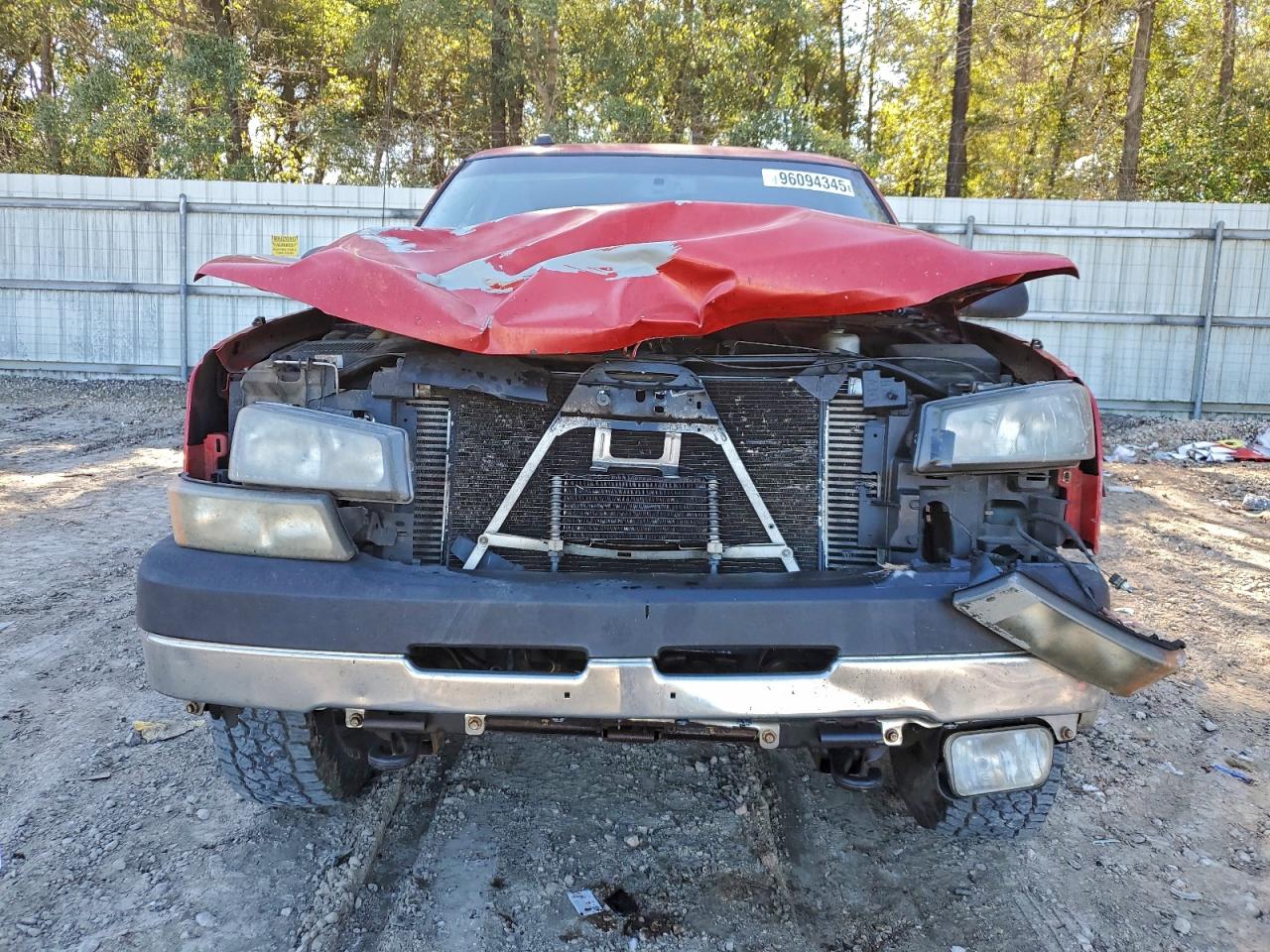 Chevrolet Silverado K2500 Heavy Duty Image 8