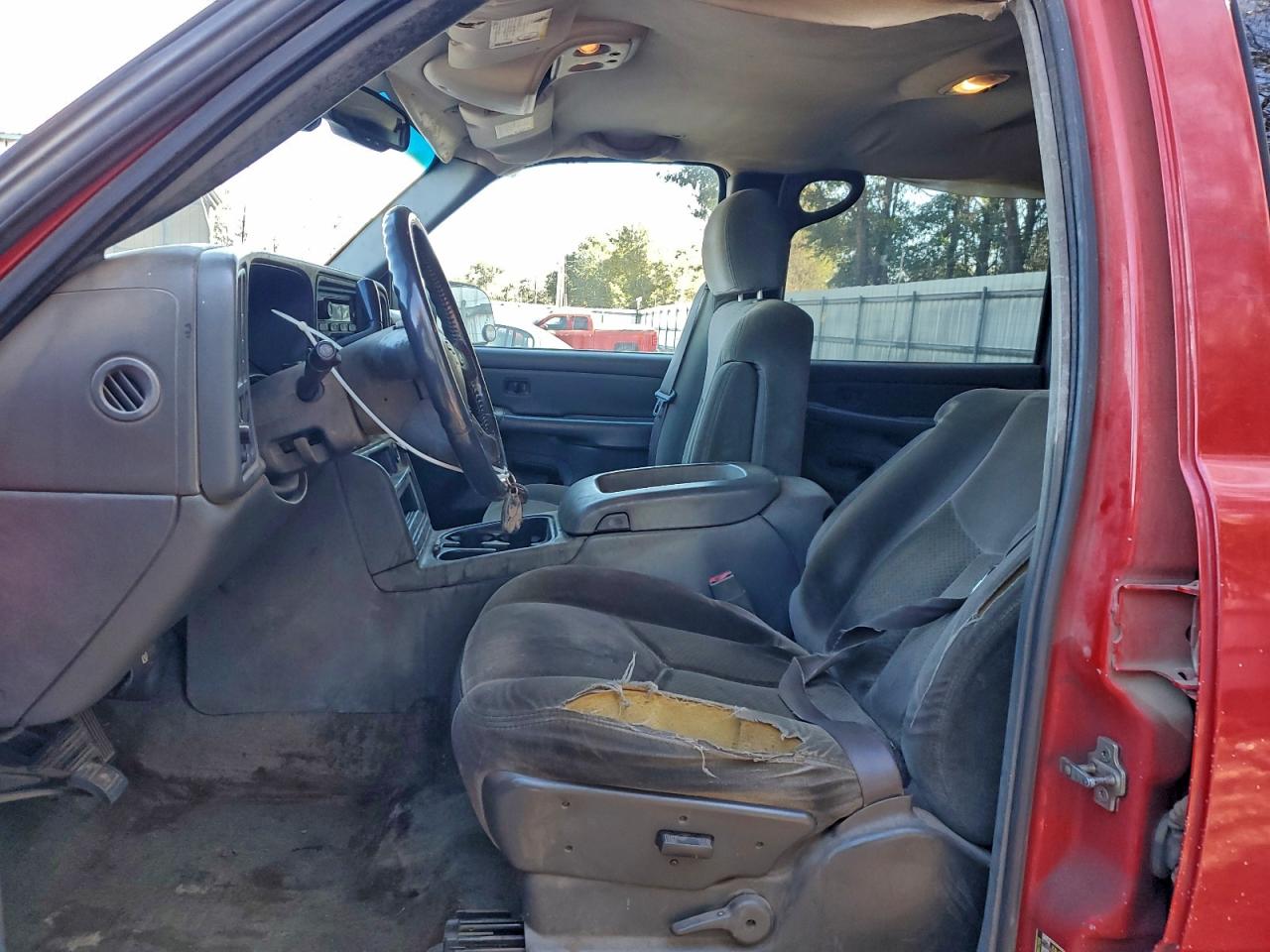 Chevrolet Silverado K2500 Heavy Duty Image 6