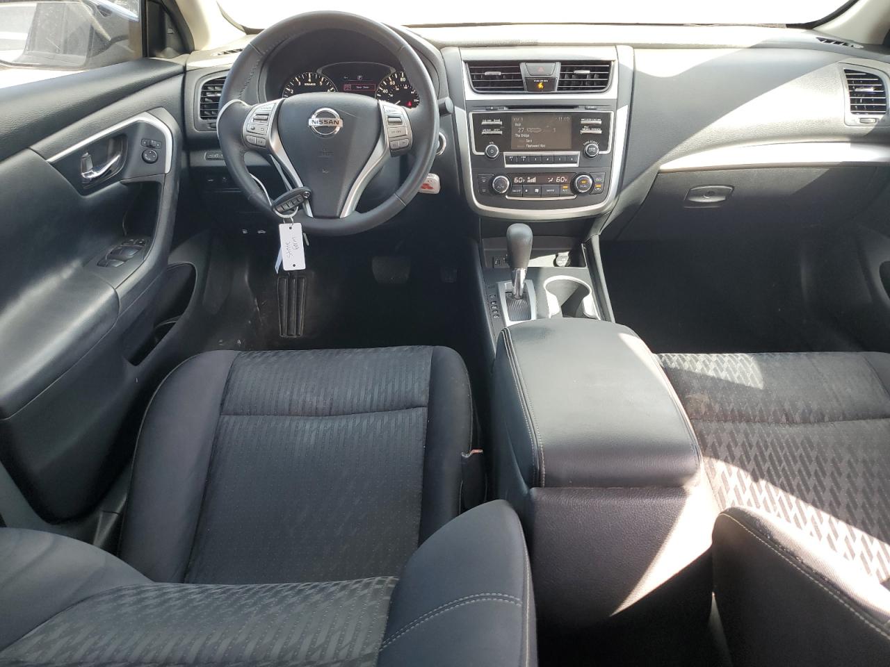Nissan Altima 2.5 Image 6
