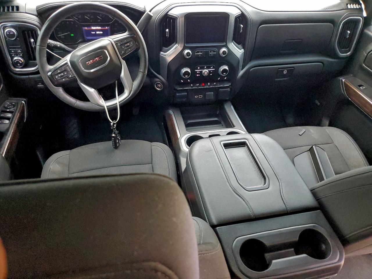 GMC Sierra C1500 Elevation Image 5