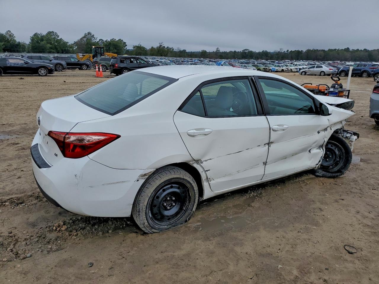 Toyota Corolla L Image 7