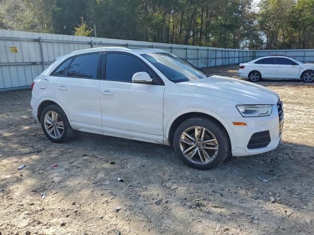 Audi Q3 Premium Image 6