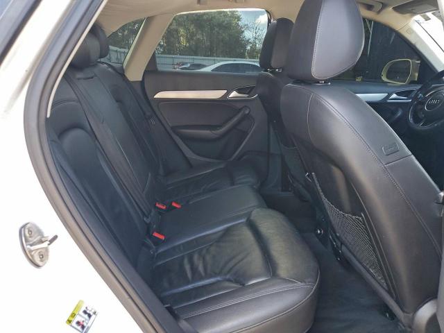 Audi Q3 Premium Image 12