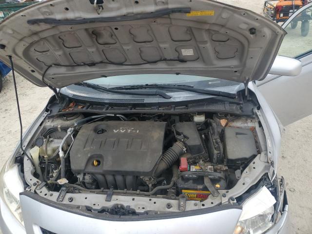 Toyota Corolla Base Image 3