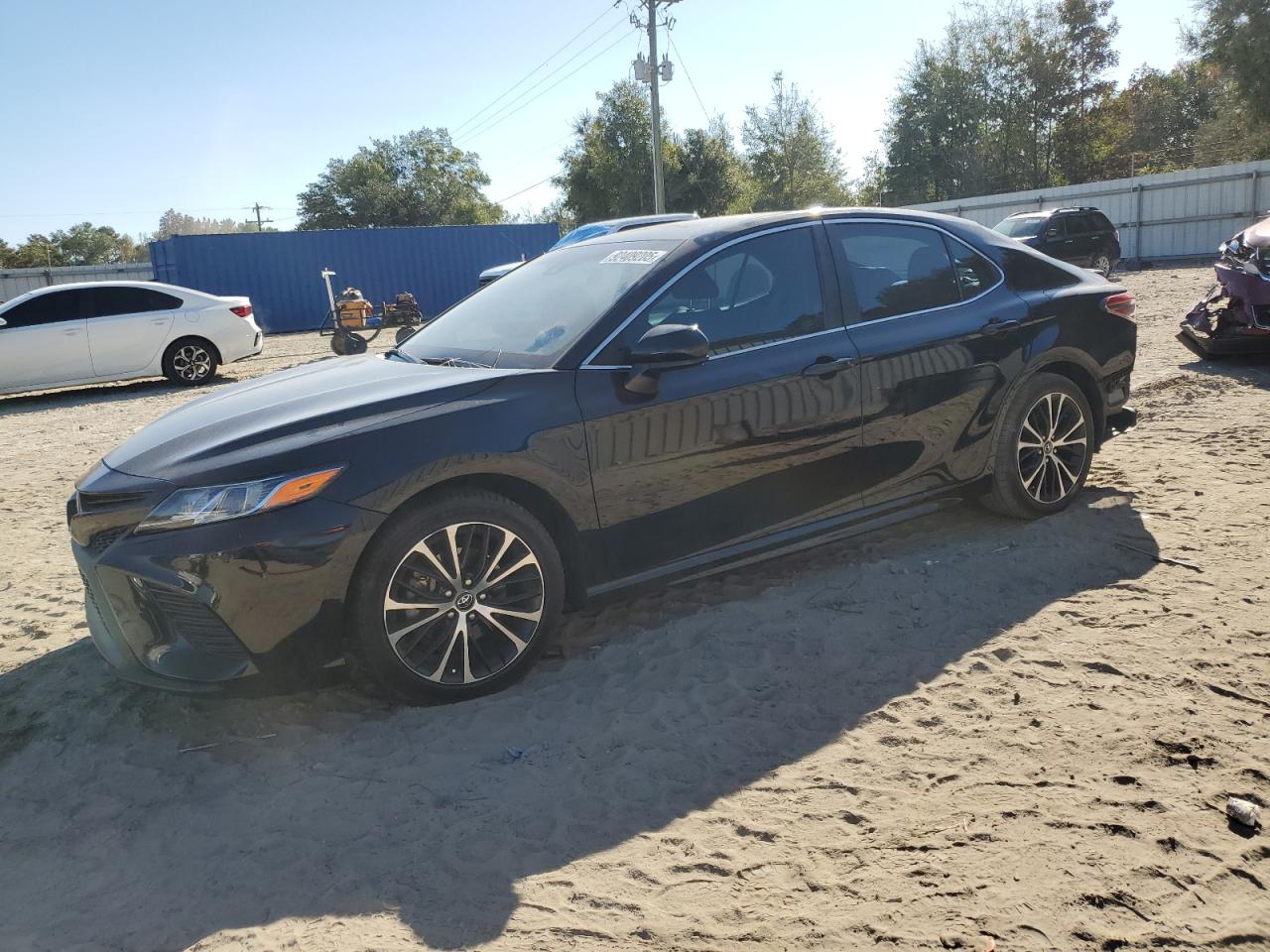 Toyota Camry L Image 1