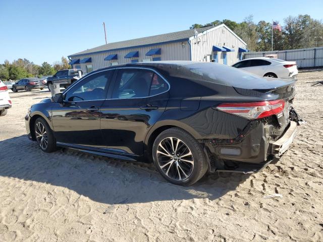 Toyota Camry L Image 2