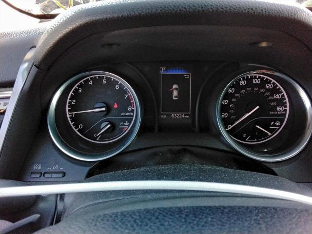 Toyota Camry L Image 9