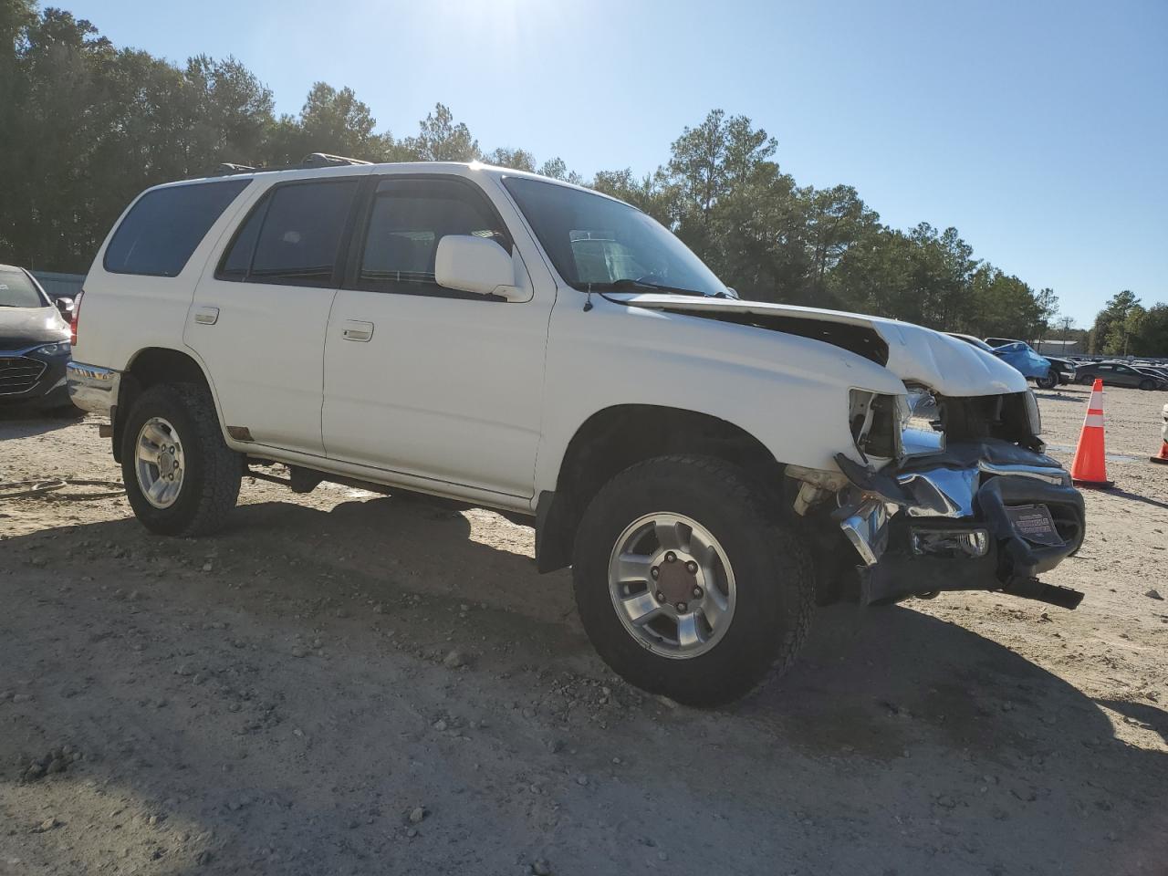 Toyota 4Runner Sr5 Image 3