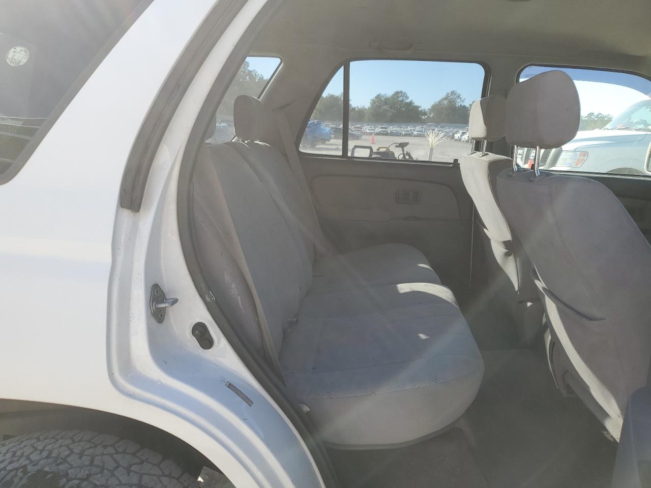 Toyota 4Runner Sr5 Image 8