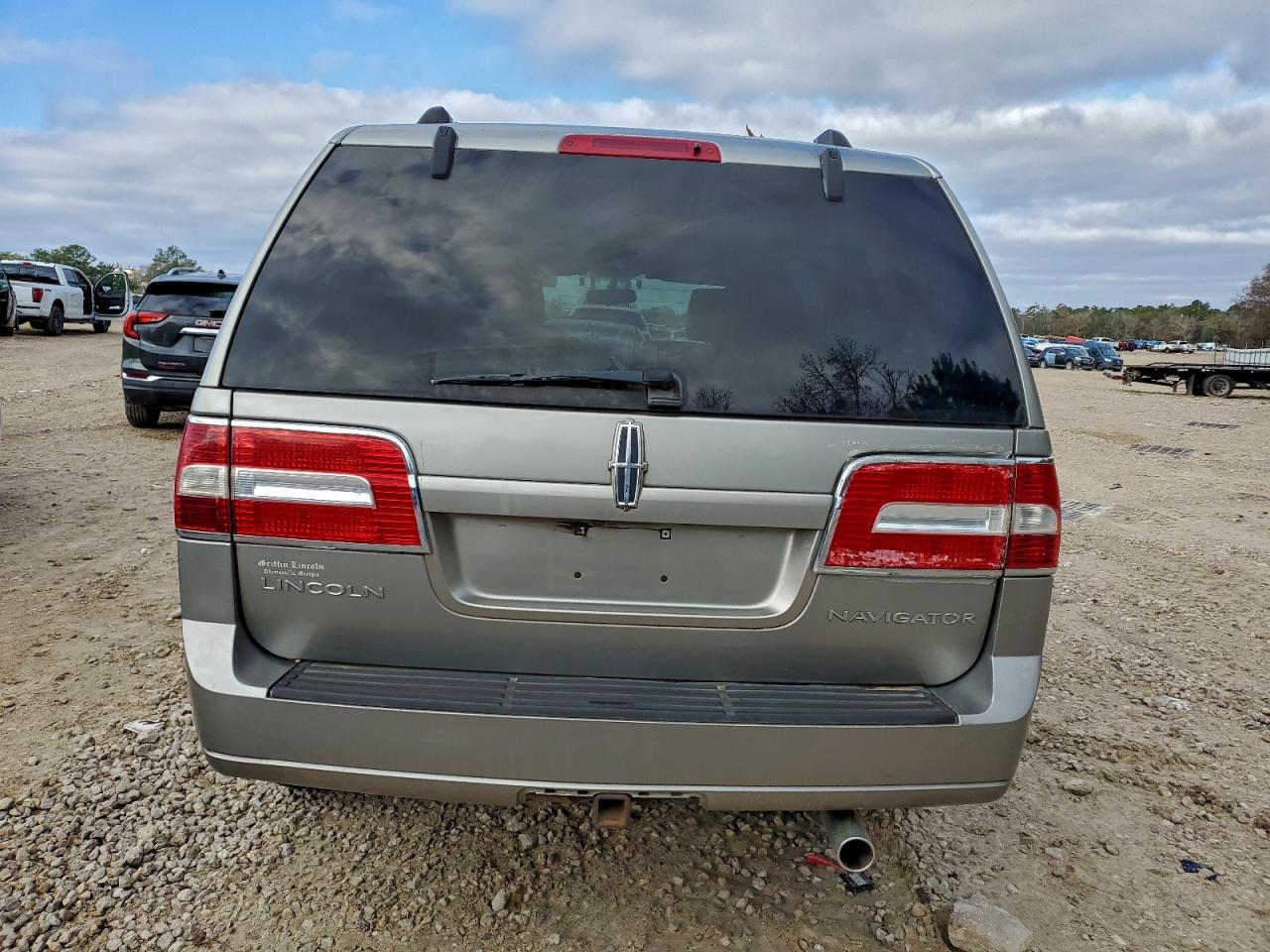 Lincoln Navigator Image 5