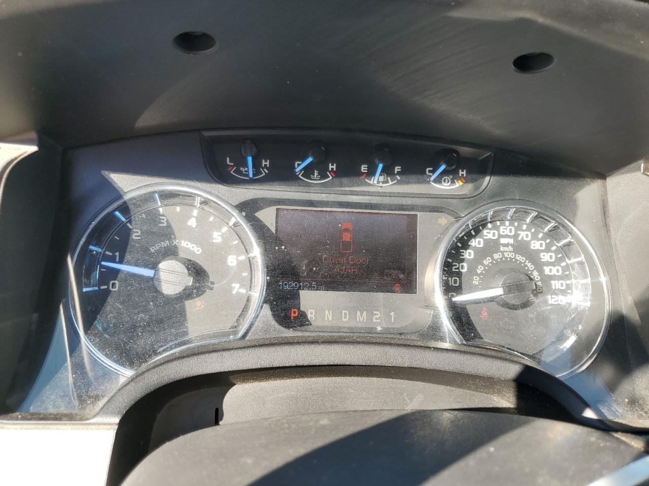 Ford F-150 Supercrew Image 11