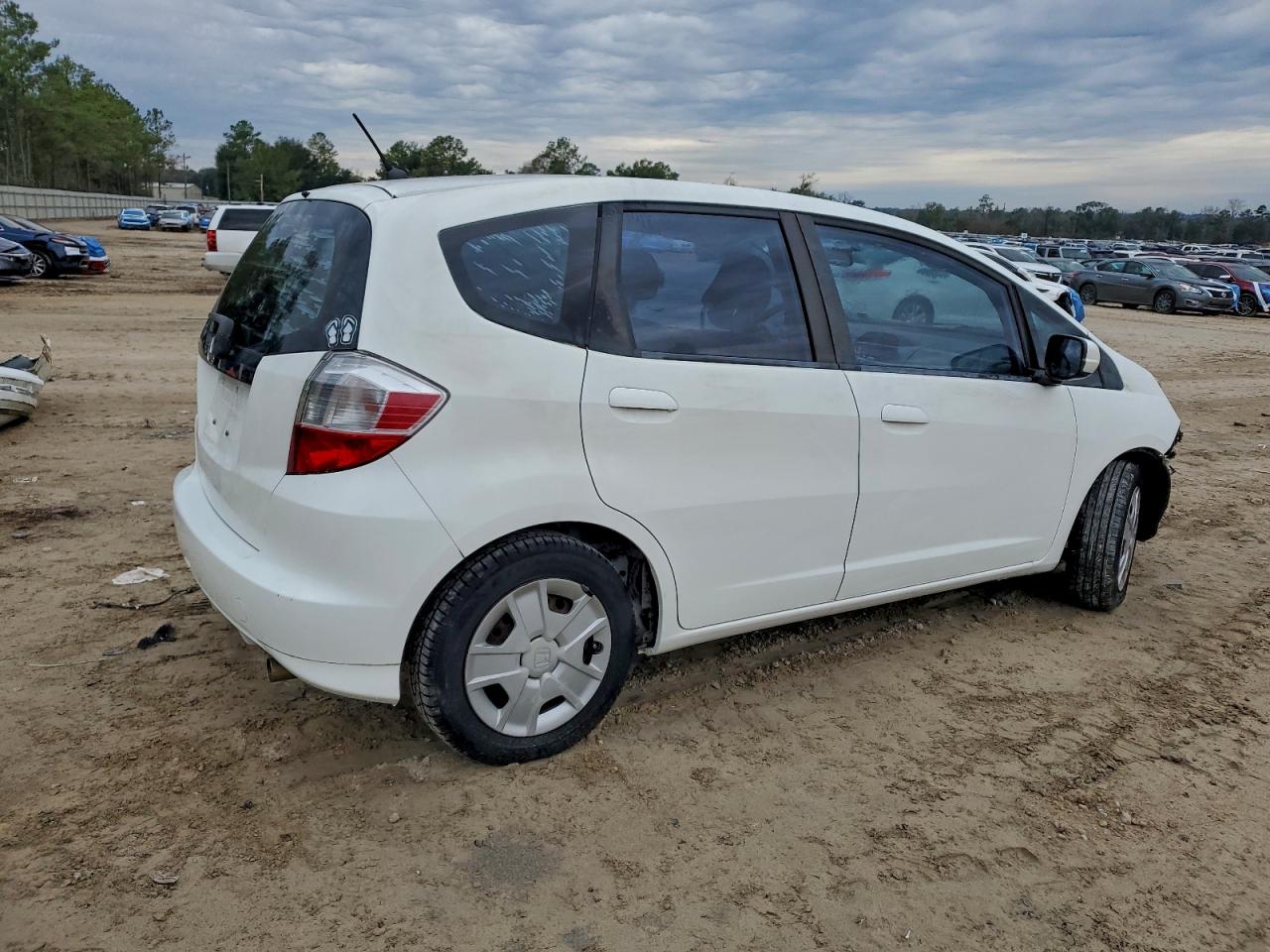 Honda Fit Image 3