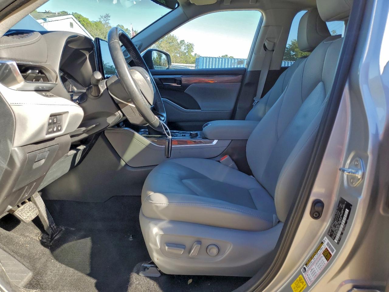 Toyota Highlander Limited Image 6