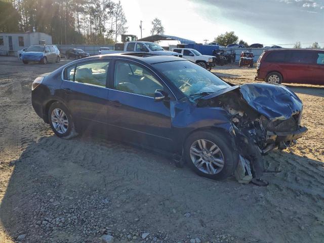 Nissan Altima Base Image 5