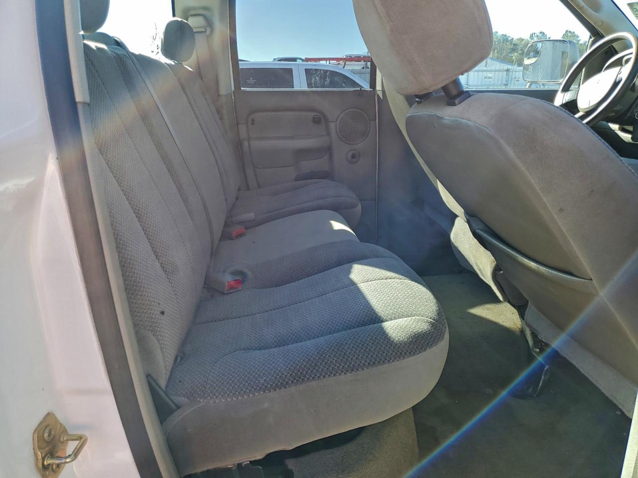 Dodge Ram 1500 St Image 2