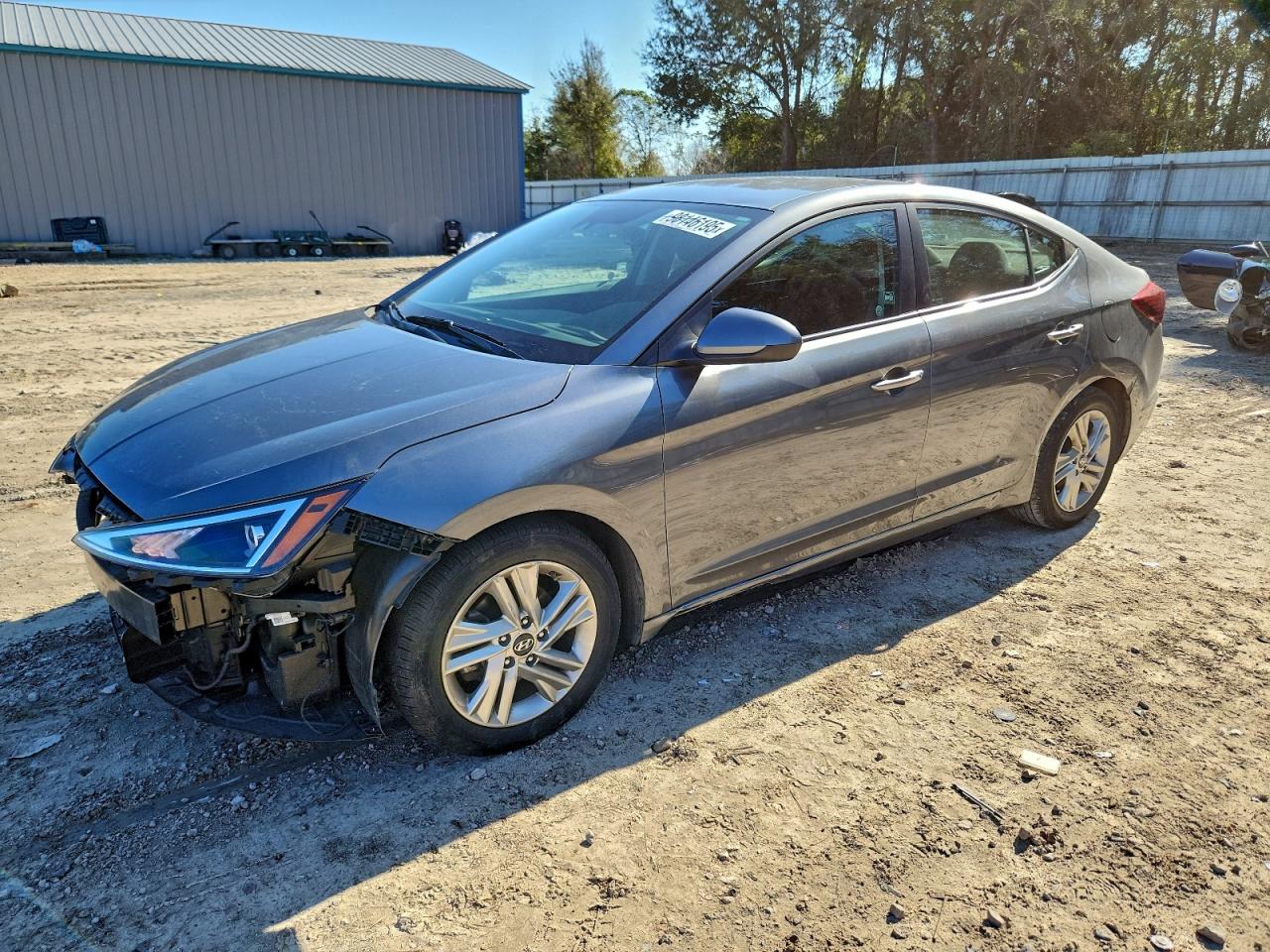 Hyundai ELANTRA Sel Image 1