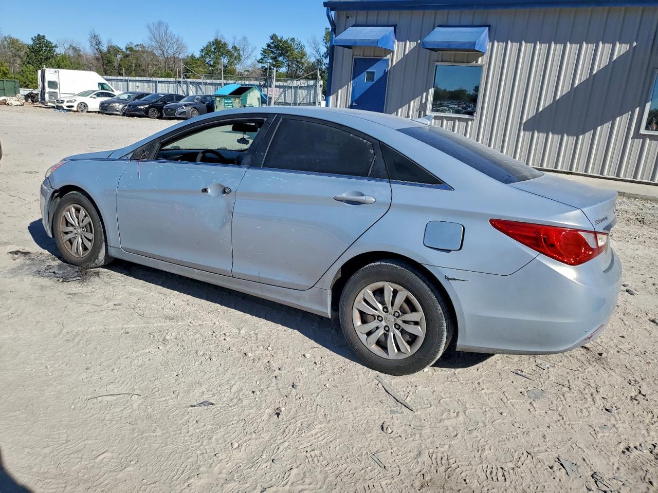 Hyundai SONATA Gls Image 3