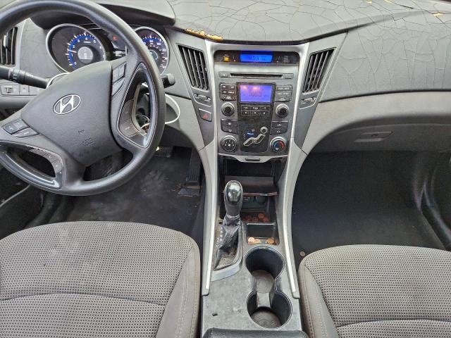 Hyundai SONATA Gls Image 12