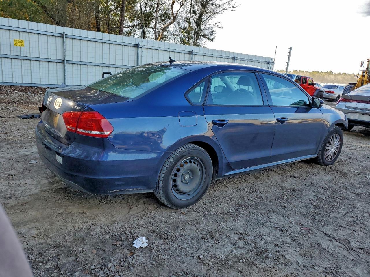 Volkswagen Passat S Image 3