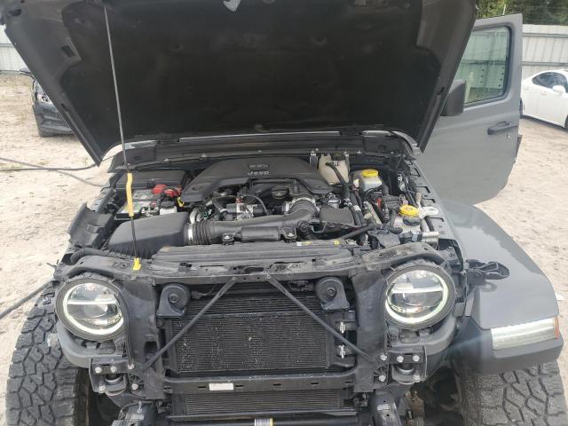 Jeep Wrangler Sahara Image 12