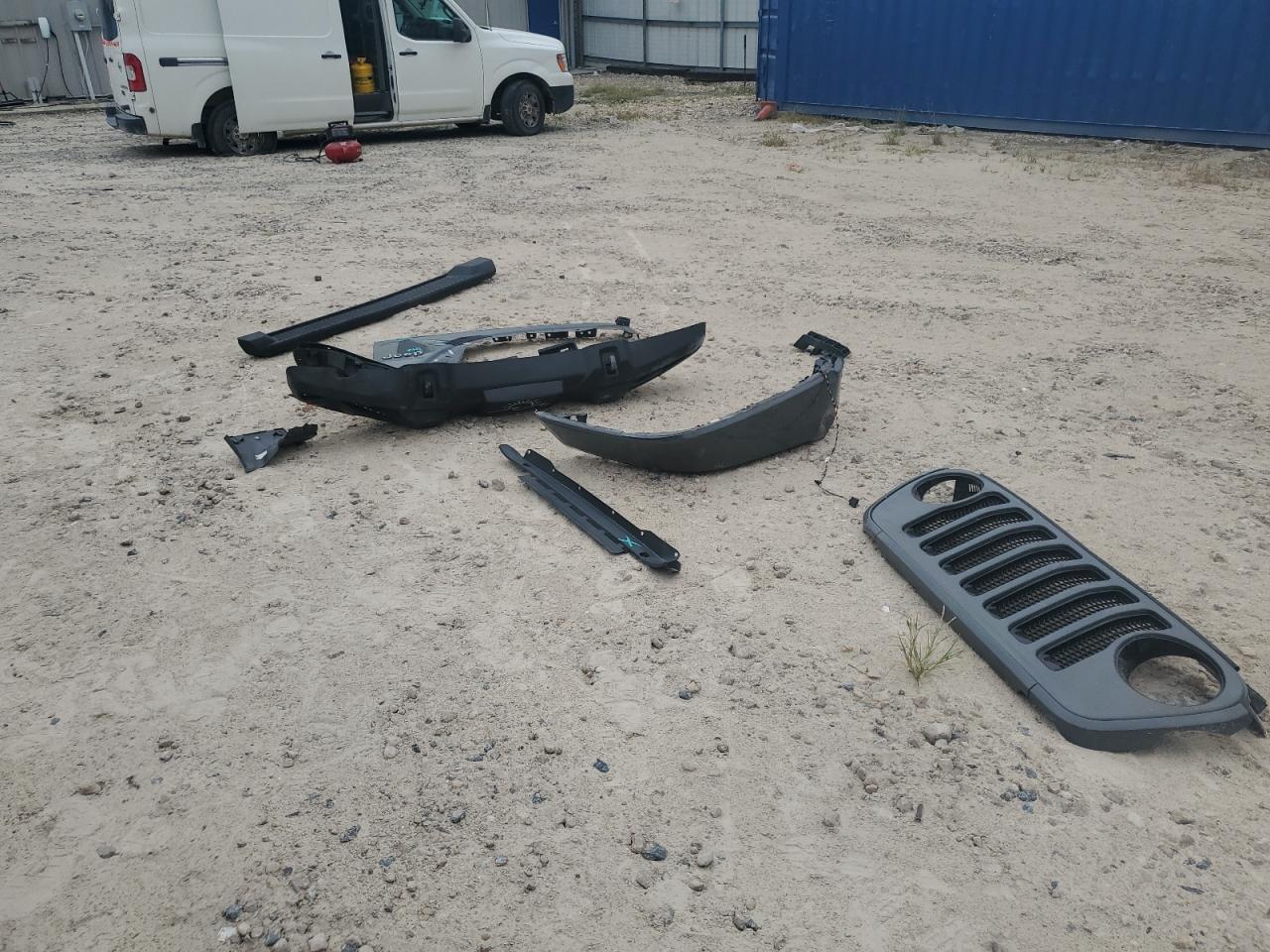 Jeep Wrangler Sahara Image 10