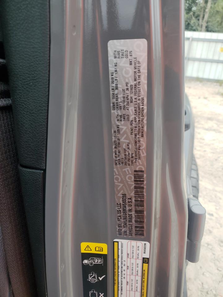 Jeep Wrangler Sahara Image 6