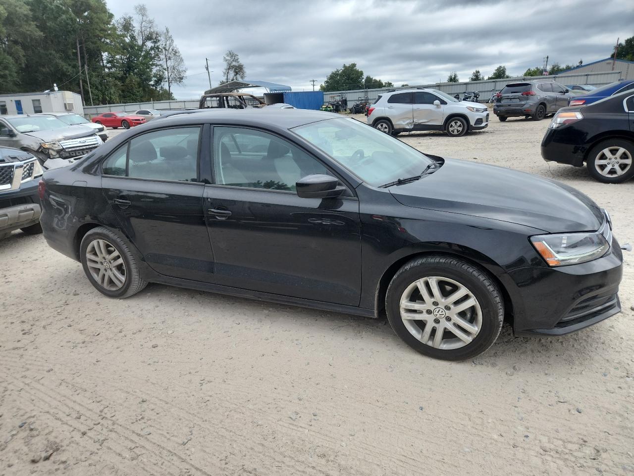 Volkswagen Jetta S Image 3