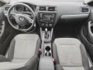 Volkswagen Jetta S Image 6