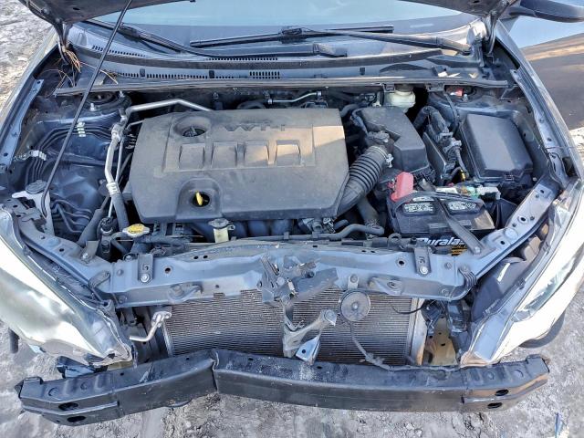 Toyota Corolla L Image 11