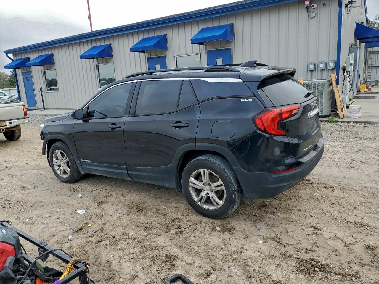 GMC Terrain Sle Image 2