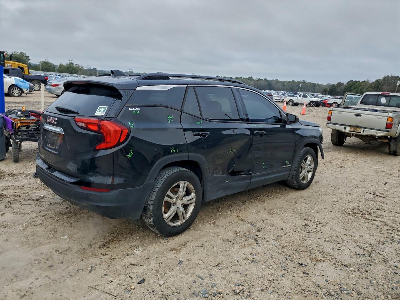 GMC Terrain Sle Image 3